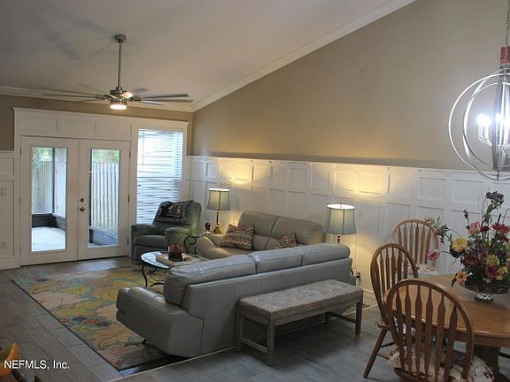 5th image of 584 Pine Forest Trl