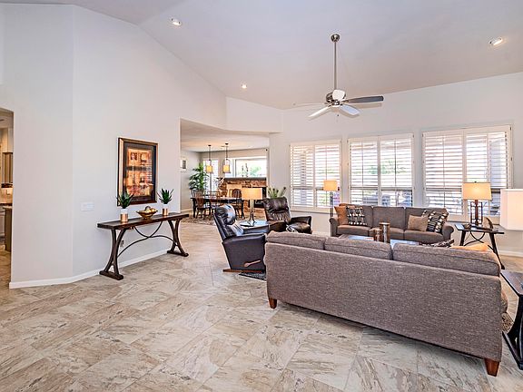 4th image of 10104 E Elmwood Dr