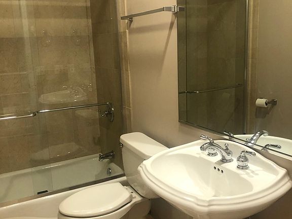 4th image of 4339 N Ashland Ave APT Gdn