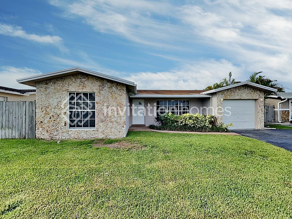1st image of 11370 NW 37th Pl
