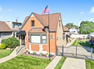 3837 N Neva Ave, Chicago, IL 60634