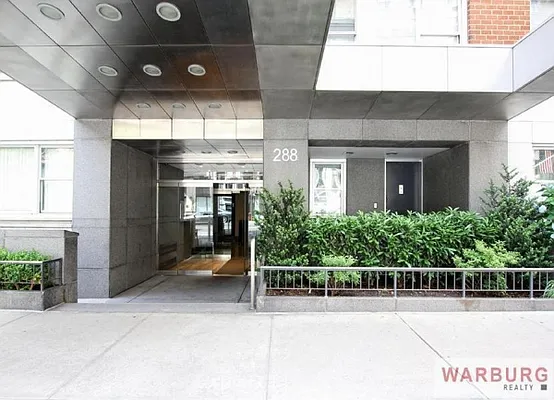 Rented by Citi Habitats | media 18