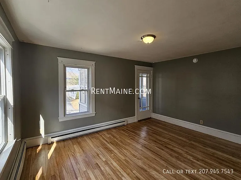20 Monroe St #2 — Photo 8