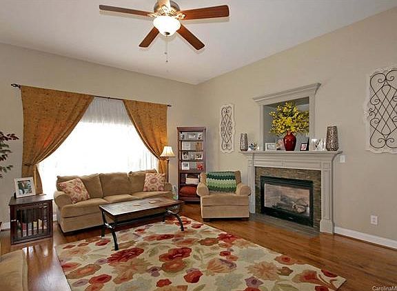 2nd image of 233 Montibello Dr
