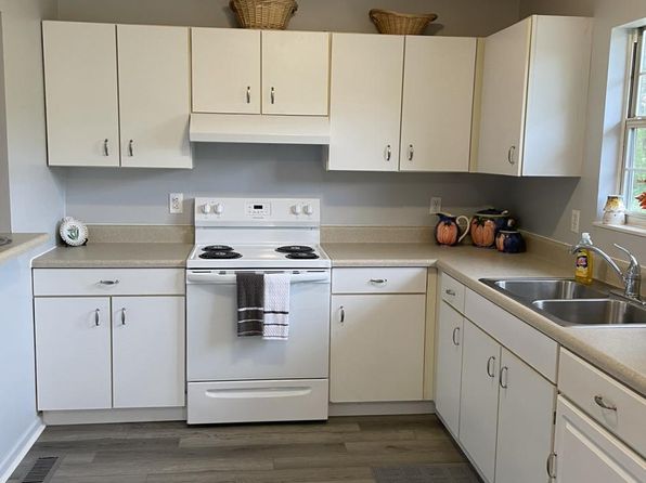 1325 Willow Creek Ln #3