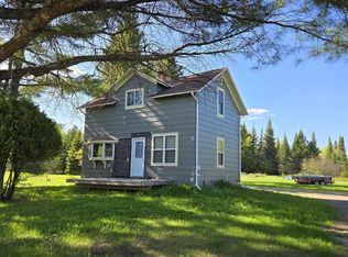 5544 River Rd, Buyck, MN 55771
