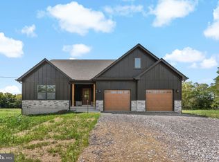 54 Tralee Way, Kearneysville, WV 25430