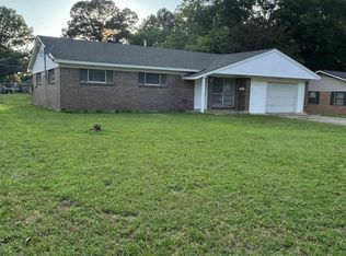 2513 Redbud St, Kilgore, TX 75662