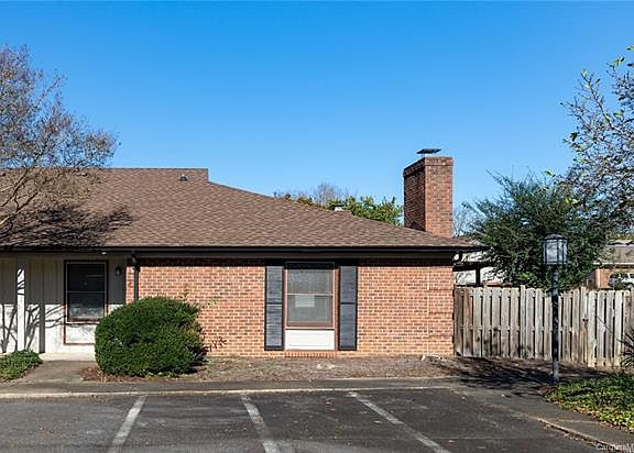 4th image of 283 Herlong Ave APT D