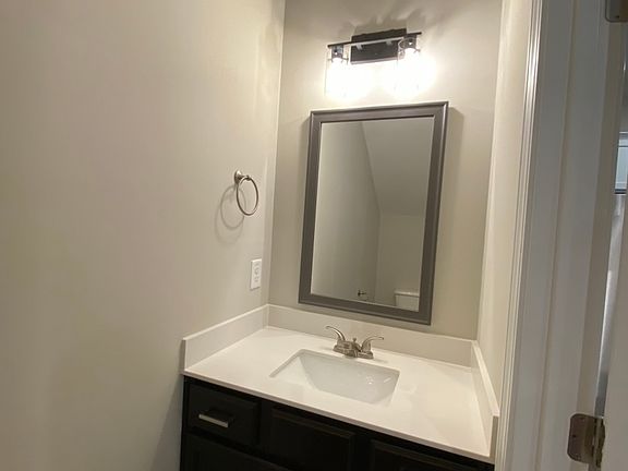 5th image of 1028 Glenkirk Dr