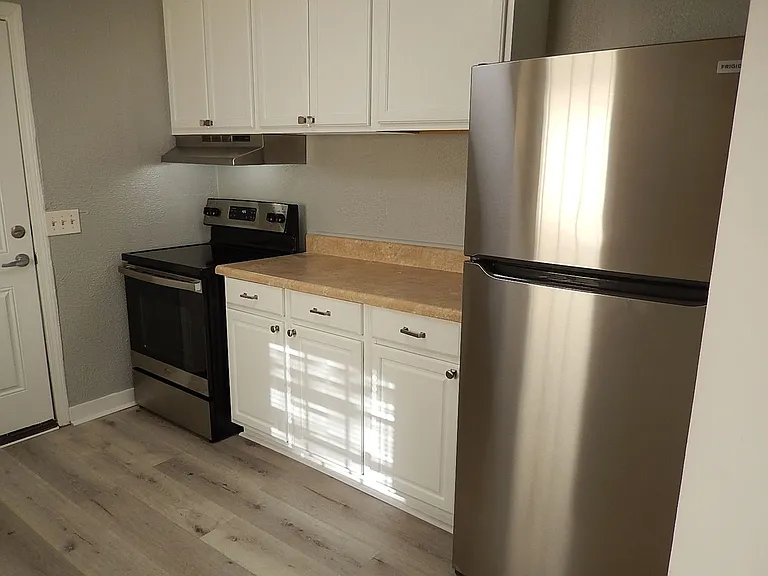 1519 Pepper Dr — Photo 8