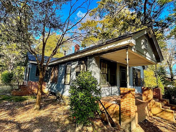5th image of 1009 Crawford Dr