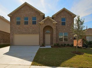 9049 Golden Sunset Trl, Fort Worth, TX 76244