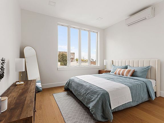 2nd image of 289 22nd St #4F