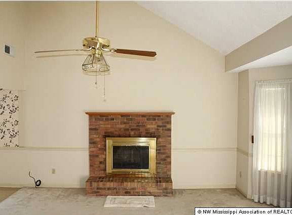 2nd image of 7118 Greenbriar Dr
