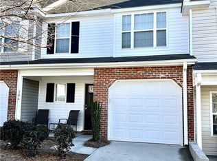 304 Robyns Glen Cir, Greensboro, NC 27409