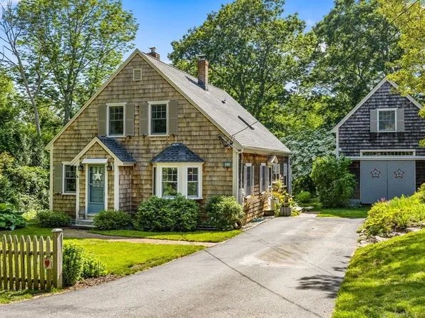 51 Tiffany Rd, Norwell, MA 02061