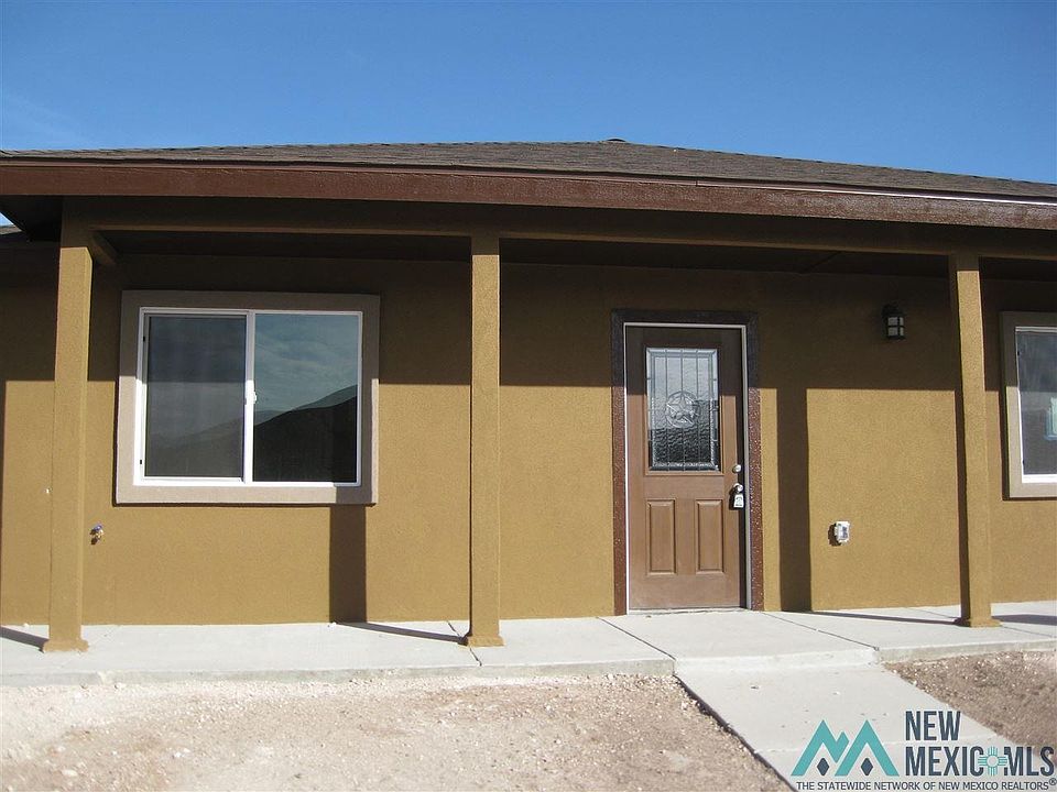 1st image of 5926 N San Joaquin