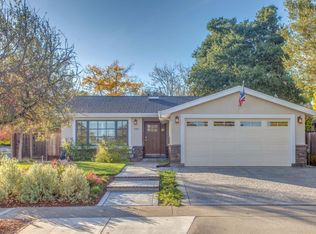 1083 W Hill Ct, Cupertino, CA 95014