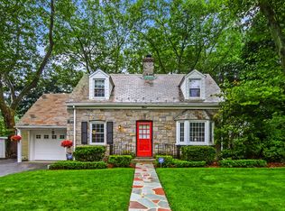 9 Wellington Ter, White Plains, NY 10607