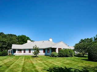 14 McIntosh Dr, Amherst, MA 01002