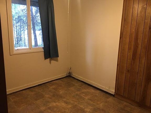 3rd image of 135 E McKnight Way Unit B