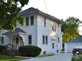 203 West St, Stanwood, IA 52337