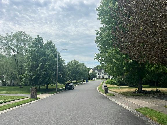 4th image of 1875 Hidden Brook Ct