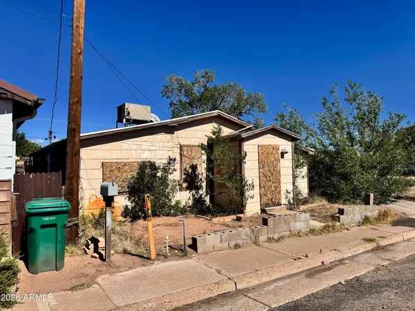 904 N 2ND Street, Holbrook, AZ 86025