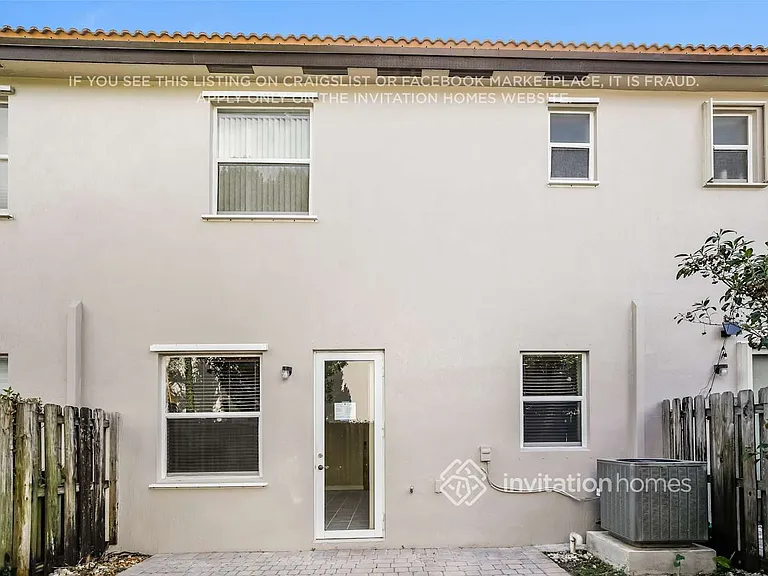 2547 SW 147th Path — Photo 17