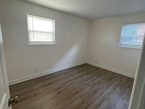 5th image of 1303 King Ave #A