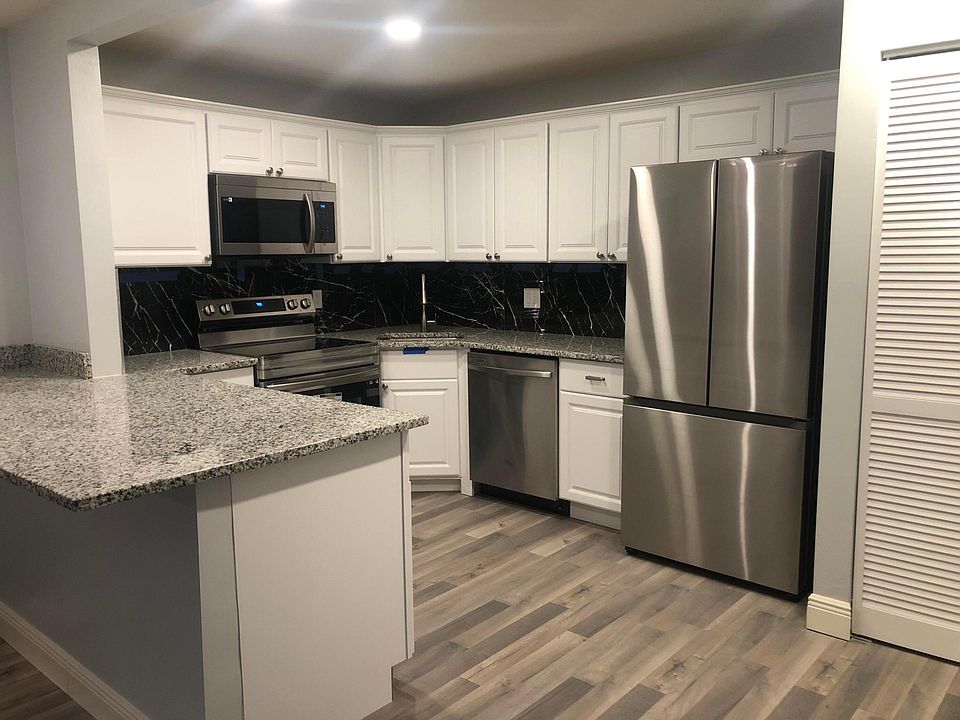 1st image of 4991 Sable Pine Cir Circle #B2