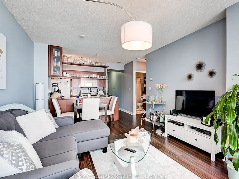 10 Navy Wharf Ct #2307 — Photo 4