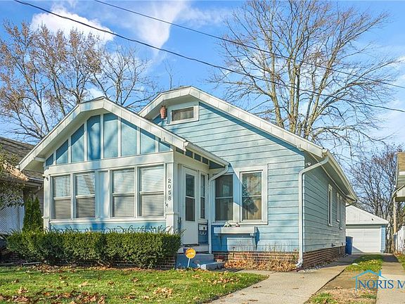 3rd image of 2058 Cummings Ave
