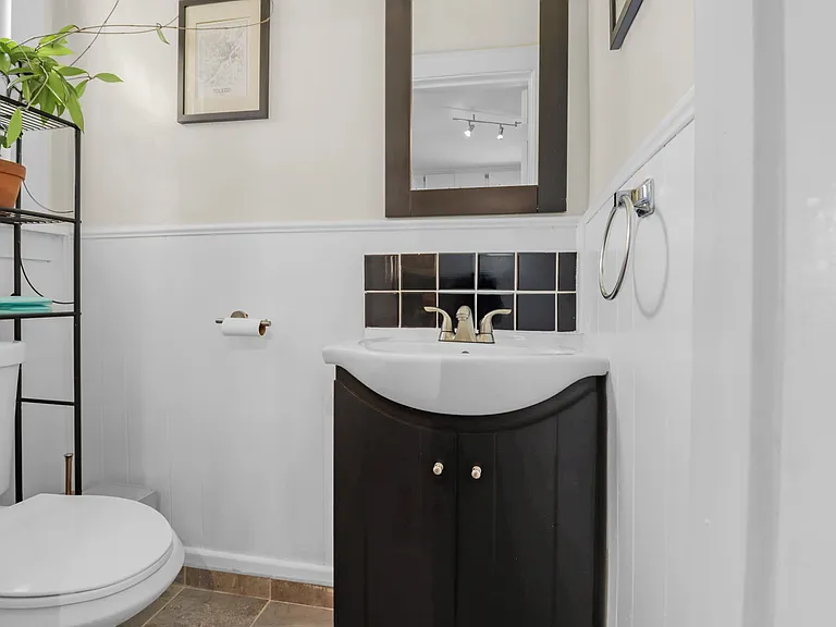 3159 Wendover Dr — Photo 20