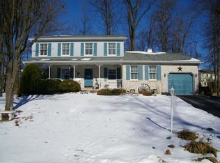 26 Garden Ln, Hanover, PA 17331