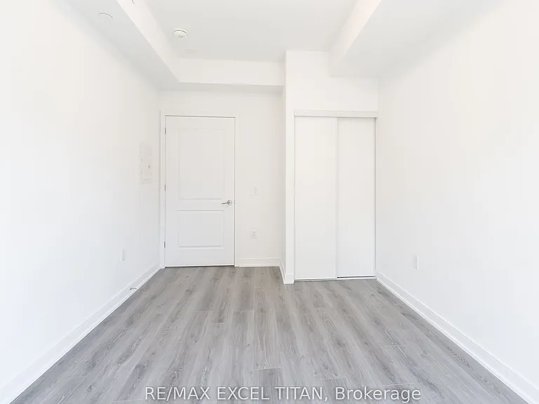 25 Neighbourhood Ln #208 — Photo 6