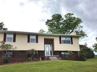 8009 Little Joe Rd, Powell, TN 37849