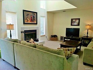 3rd image of 2 Linden Ct