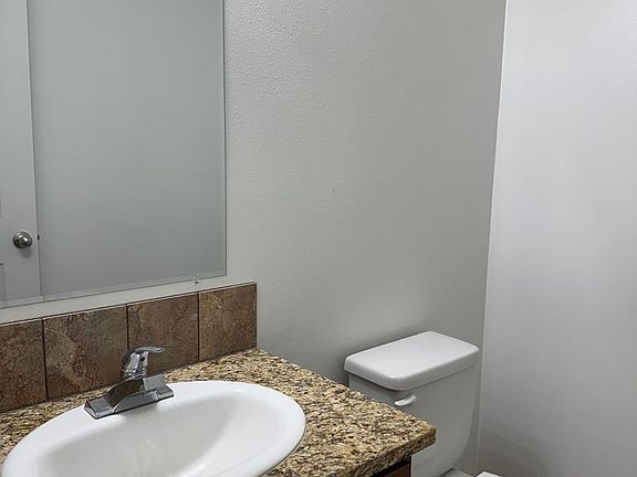 4th image of 102 E Mizzou Ct APT C