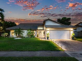 21176 Escondido Way, Boca Raton, FL 33433