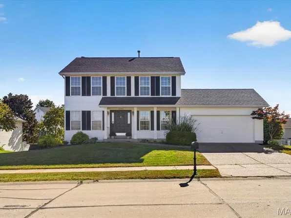 2042 Moondance Ct, O'Fallon, MO 63368