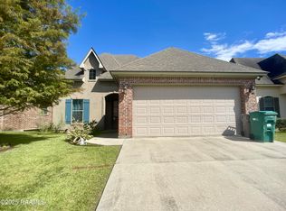 144 Heathwood Dr, Broussard, LA 70518