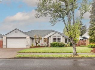 20229 Coquille Dr, Oregon City, OR 97045