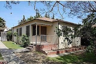 1st image of 418 Centinela Ave