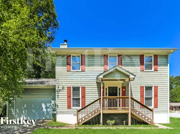 4923 Autumn Cir, Stone Mountain, GA 30088