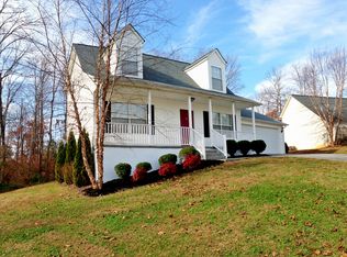 1028 Sugar Creek Ln, Knoxville, TN 37920