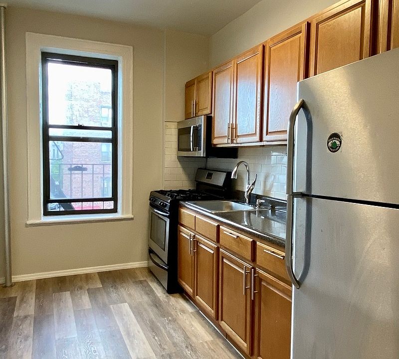 1st image of 4219 18th Ave #8C