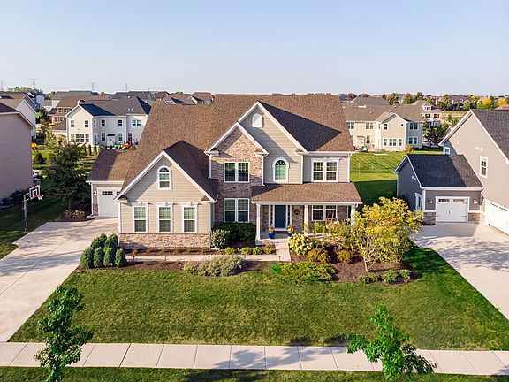 3rd image of 4848 Shumard Ln