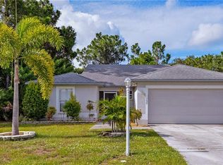 137 Swan Dr, Rotonda West, FL 33947